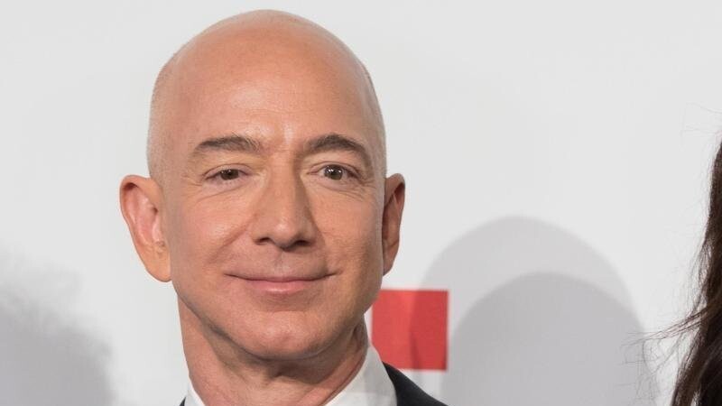 Besitzer des Schiffs ist Amazon-Gründer und Multimilliardär Jeff Bezos. (Archivbild)