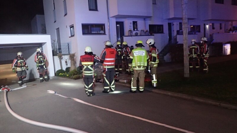 Ein Brand in Dechbetten beschäftigte am Mittwochabend die Regensburger Feuerwehr.
