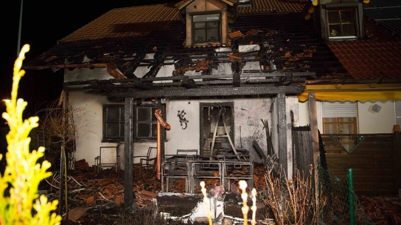 Am Donnerstagabend brannte eine Gartenhütte in Wörth an der Isar.