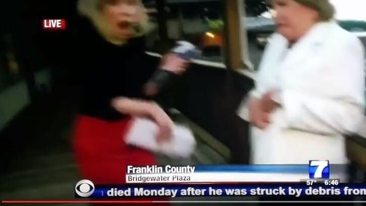 Unfassbare Bluttat: Ein Mann erschoss Ex-Kollegen vor laufender Kamera und filmte das Ganze. (Foto: Screenshot/Youtube)
