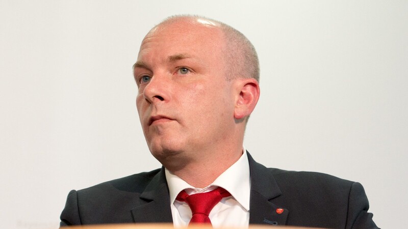 Der Regensburger OB Joachim Wolbergs steht derzeit im Zentrum einer mutmaßlichen Parteispendenaffäre.