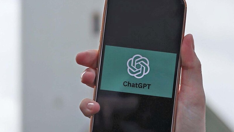 ChatGPT ist ein KI-Programm, mit dem Nutzer via Chat kommunizieren können. (Archivbild)
