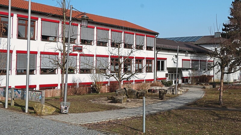 Die Erweiterung und den Umbau der Placidus-Heinrich-Schule zur "Schule der Zukunft" will der Markt über Kredite finanzieren.
