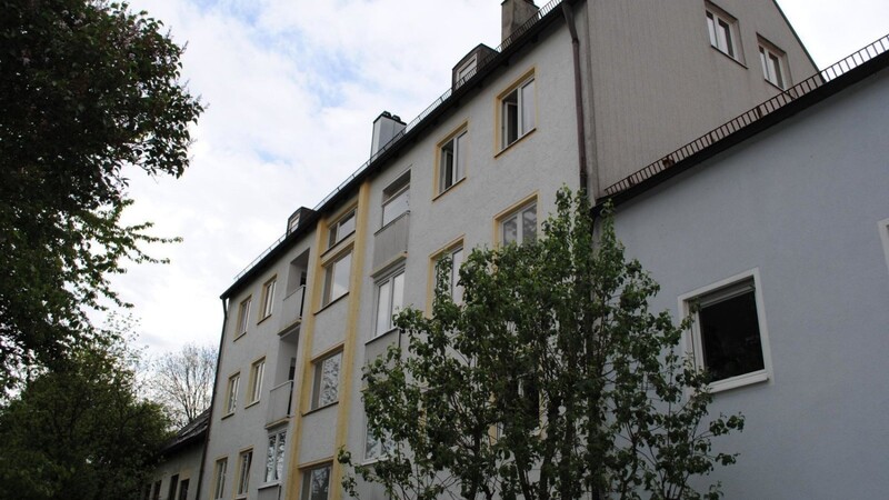 In diesem Mehrfamilienhaus am Rosenhofweg wurde Anne R. am 8. Mai 2014 erdrosselt. (Foto: sr)