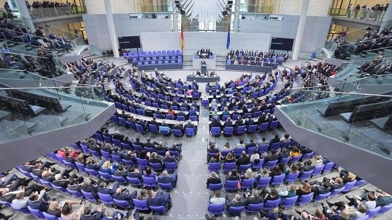 Der Bundestag beschloss am Donnerstag einen Bundeszuschuss von insgesamt 28,5 Milliarden Euro.