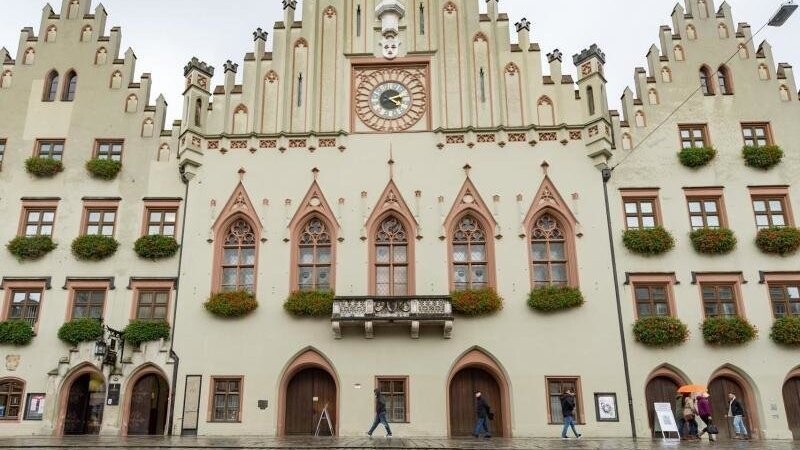 Ansammlungen und Feuerwerk im historischen Zentrum Landshuts bleiben an Silvester untersagt. (Symbolfoto)