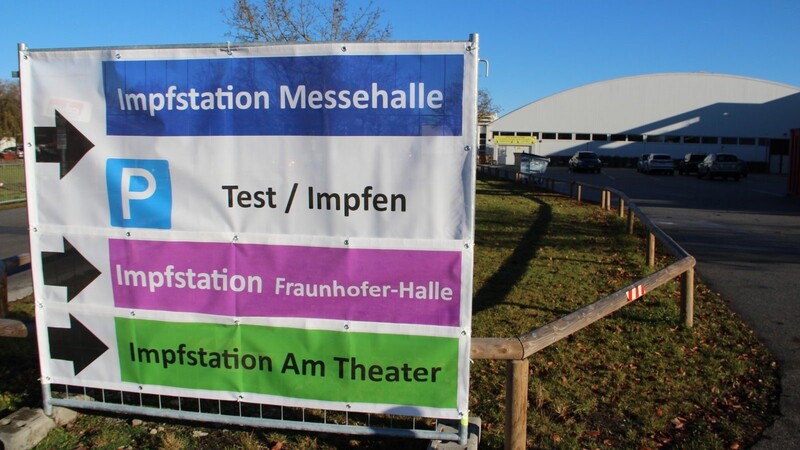 Drei kommunale Impfstationen gibt es derzeit am Hagen, die in der Fraunhofer-Halle schließt Ende des Monats, die beiden anderen stehen vorerst weiter zur Verfügung.