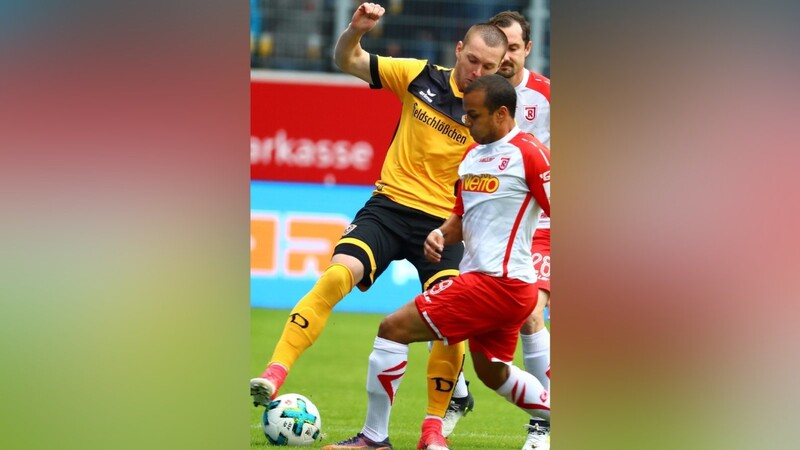 Der SSV Jahn Regensburg hat sein Heimspiel gegen Dynamo Dresden verloren.