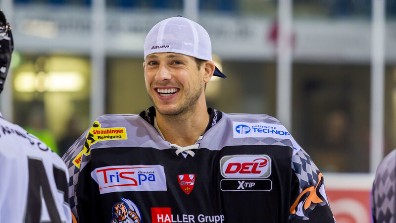 Insgesamt 82 Spiele absolvierte der mittlerweile 34-jährige Kanadier Matt Climie in der Deutschen Eishockey Liga (DEL) für die Straubing Tigers. Zur Saison 2017/18 heuerte er bei HKM Zvolen in der Slowakei an. Doch nach nur elf Spielen ist dieses Gastspiel bereits wieder beendet.