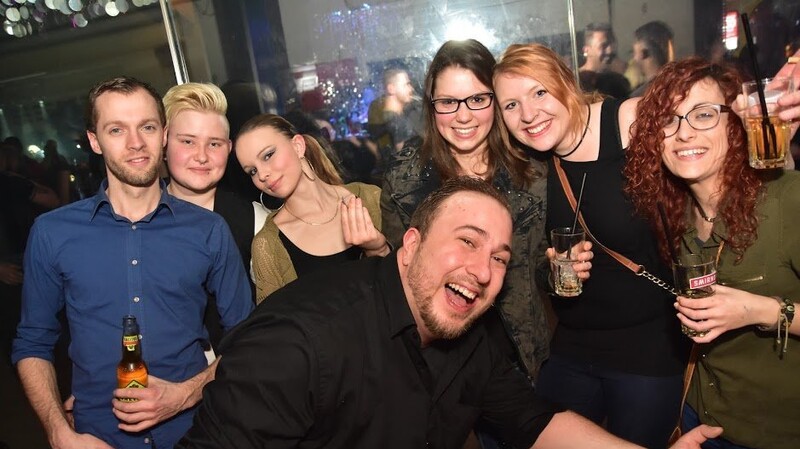 Partyfeeling pur auch am Freitag im Stars Landshut. Die DJs gaben Vollgas, auf der Tanzfläche und am Tresen herrschte Hochkonjunktur.