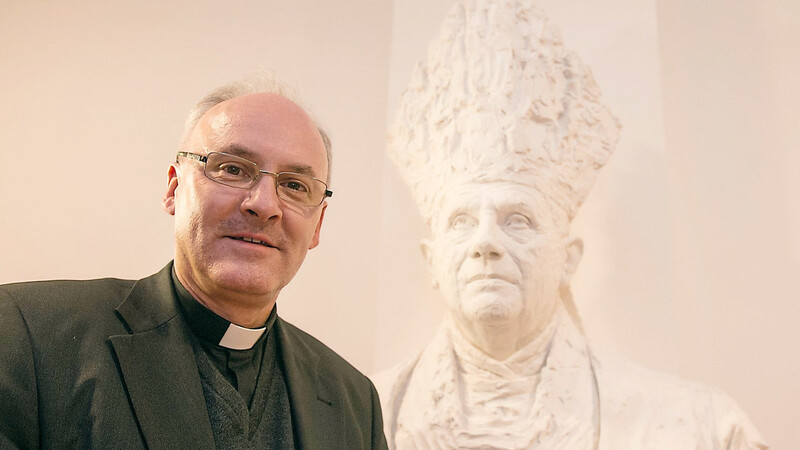 Bischof Rudolf Voderholzer leitet das Institut Papst Benedikt XVI. in Regensburg.