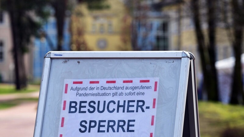 Am Sonntag hielten sich in Niederbayern einige Bürger nicht an die Ausgangsbeschränkung. (Symbolbild)