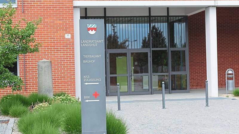 Die Kfz-Zulassungsstelle in Rottenburg ist wegen Netzstörungen nur eingeschränkt erreichbar.