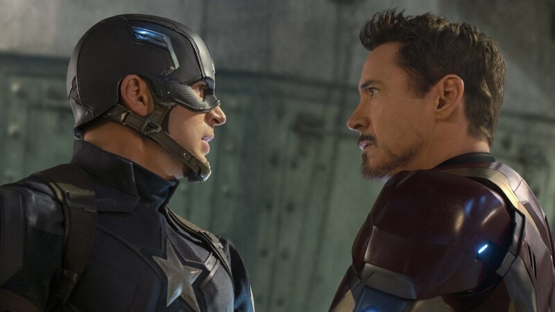 In "The First Avenger: Civil War" feinden sich Captain America (links) und Iron Man an.