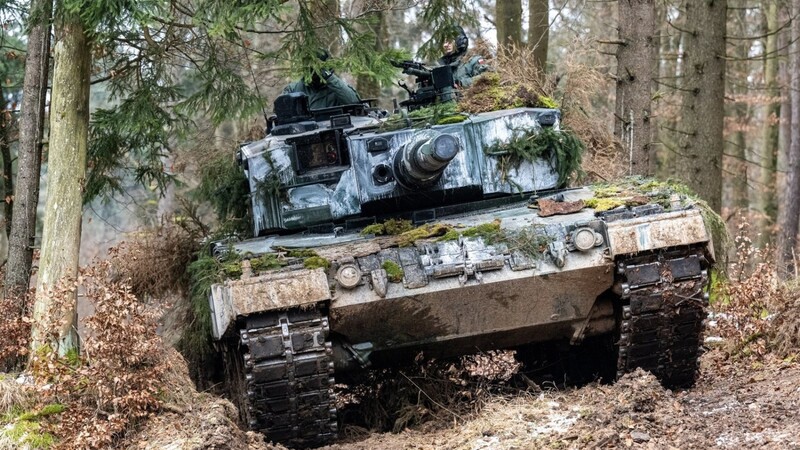 Polen ist entschlossen, eigene Leopard-Panzer der Ukraine zu überlassen. Der Druck auf Bundeskanzler Olaf Scholz steigt dadurch.