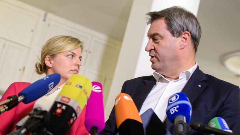 Ob Katharina Schulze Ministerpräsidentin werden kann, meint Markus Söder, sollen die Bürger dann offenbar lieber doch nicht selber entscheiden.