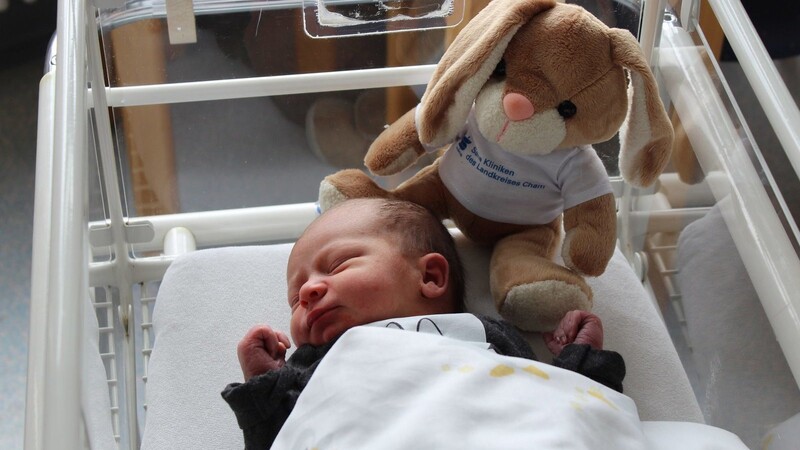 Der kleine Jonas Alois kam am Ostermontag zur Welt.