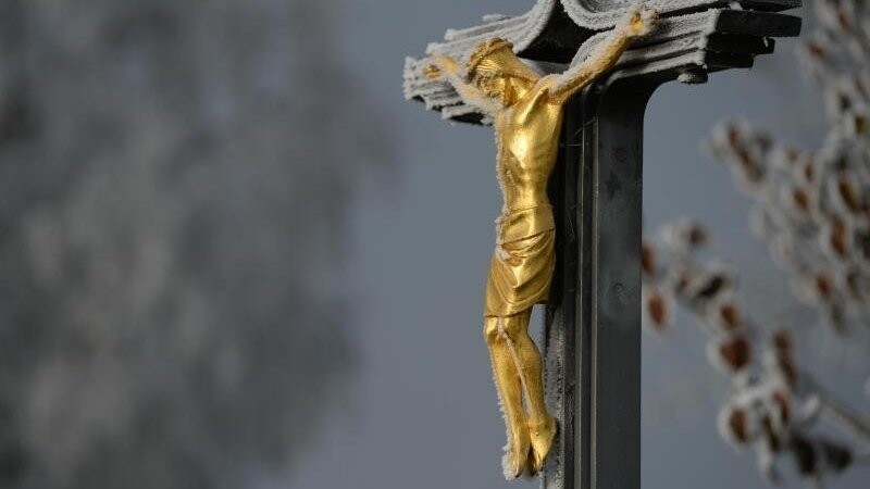 Nur langsam starten die Kommissionen zur Aufarbeitung von sexuellem Missbrauch in den katholischen Bistümern in Bayern. (Symbolbild).