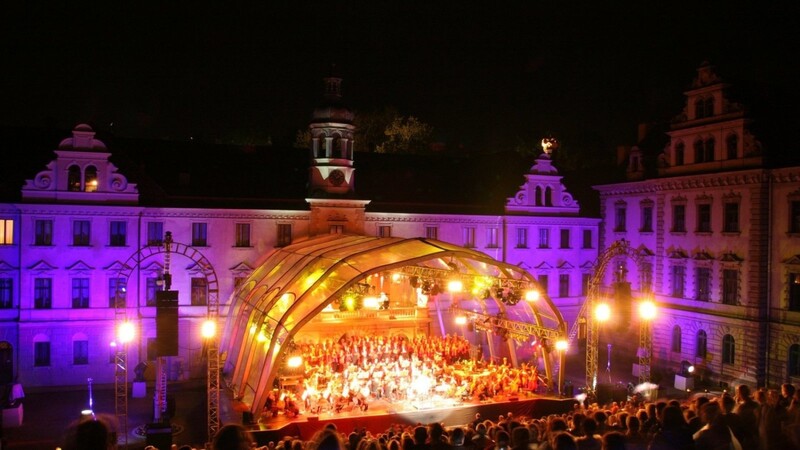 In Regensburg beginnen heute Abend die Thurn und Taxis Schlossfestspiele. (Archivbild)
