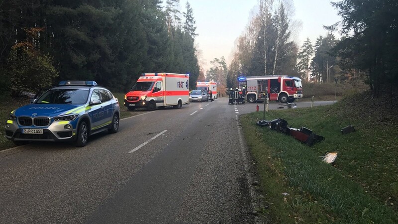 Zu einem Unfall mit einem beteiligten Motorradfahrer und einem Radfahrer ist es am Freitag im Landkreis Regensburg gekommen.