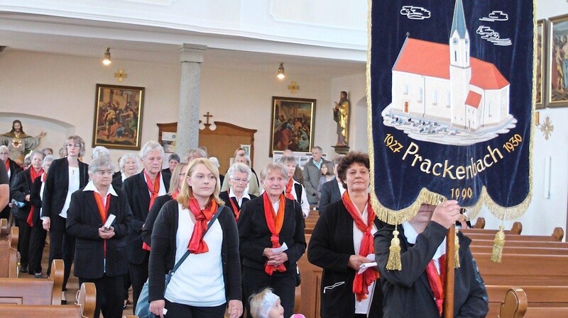 Lange Tradition: Im Sommer feierte der Frauen- und Mütterverein Prackenbach-Krailing das 90-jährige Jubiläum nach.