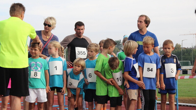 Beim Gäubodenvolksfestlauf nahmen 301 Läufer teil.