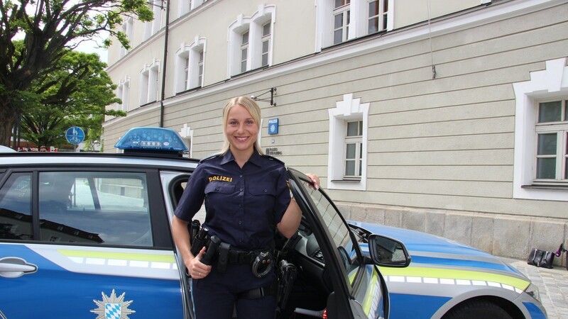 Anna-Laura Kilger kam am Montagnachmittag gerade mit ihren Kollegen von einer Schulung zurück. Vor der Polizeiwache am Theresienplatz wurde die 27-Jährige zu Lebensretterin.