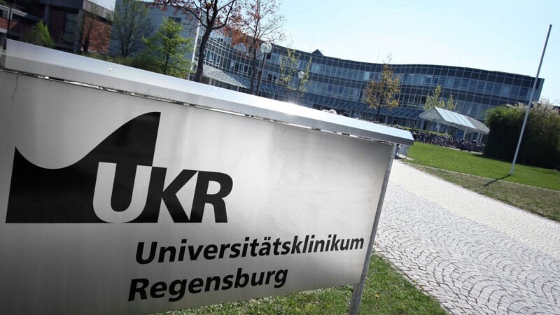 Das Universitätsklinikum Regensburg ist neben der TU München federführend an den Planungen für den Medizincampus Niederbayern beteiligt. Am Montag werden die nachgebesserten Konzepte vorgestellt. (Symbolbild)