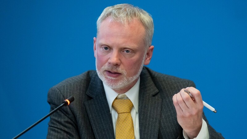 AfD-Fraktionschef Ulrich Singer fordert ein Ende der "Klimaabzocke" in Deutschland.