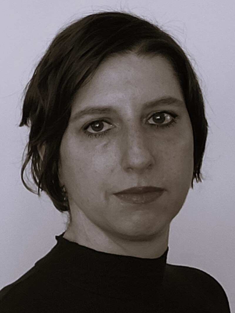 Redakteur(in) Frau Claudia Stecher