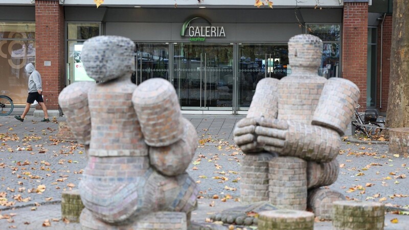 Schon 2020 hatte Benkos Signa-Gruppe über eine Schließung der Galeria-Filiale am Rotkreuzplatz nachgedacht. Nun scheint sie wieder im Fokus des Milliardärs zu sein.