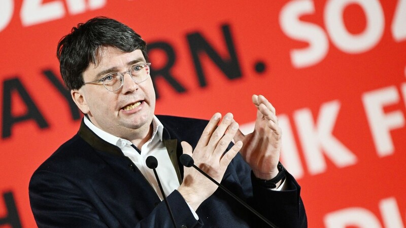 Florian von Brunn, SPD-Landeschef von Bayern, spricht beim Politischen Aschermittwoch.