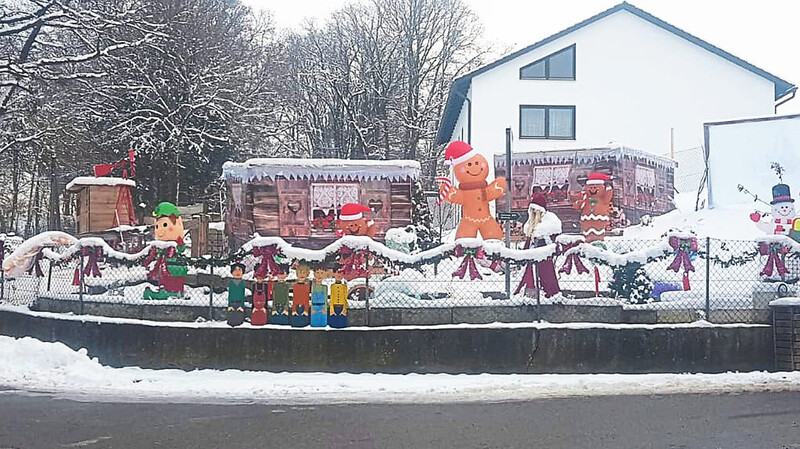 Bodenkirchen ist weihnachtlich geschmückt.