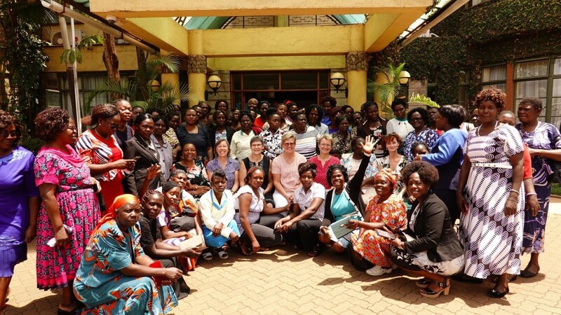 Konferenz mit den Frauen aus Kenia in Bungoma.