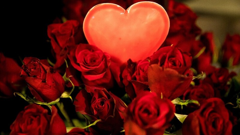 Manche lieben ihn, andere hassen ihn: Den Valentinstag. Auch in der idowa-Redaktion gehen die Meinungen über den Tag der Verliebten auseinander.