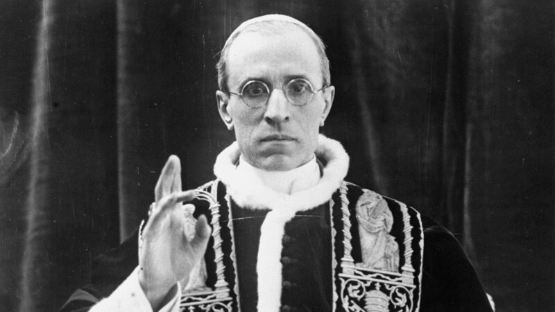Mehr als sechs Jahrzehnte hat der Vatikan ein großes Geheimnis aus den Akten über die Zeit von Papst Pius XII. (Archivfoto) gemacht. Ab Montag ist Schluss damit.