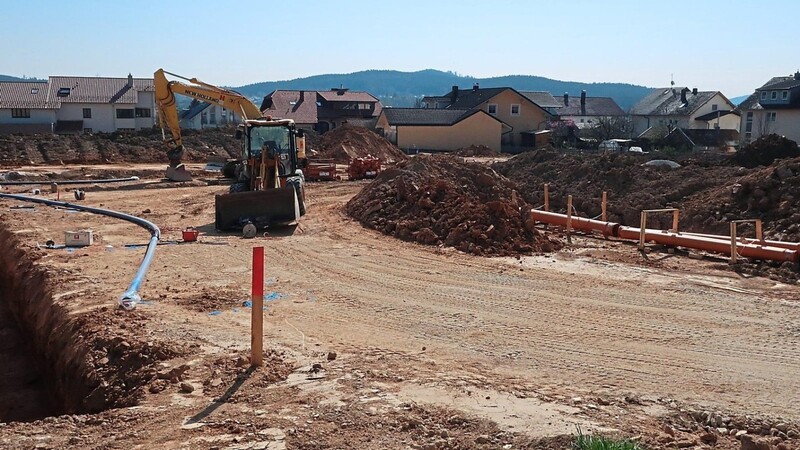 Die Nachfrage nach Bauplätzen ist trotz steigender Preise ungebrochen. Im Landkreis Cham werden daher immer wieder neue Baugebiete ausgewiesen, wie etwa vergangenes Jahr in Waffenbrunn.