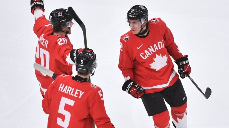 Die kanadische Mannschaft ist mit einem deutlichen Sieg über Russland ins Finale der U20-Weltmeisterschaft eingezogen.