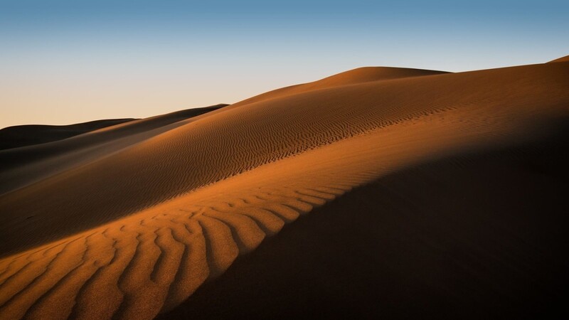 Heute größtenteils staubtrocken und lebensfeindlich, gab es auf dem Gebiet der Sahara-Wüste früher Wasser und Grün in Hülle und Fülle. Warum die Gegend jetzt so karg ist, erklärt die Doku-Serie "Unsere Kontinente".