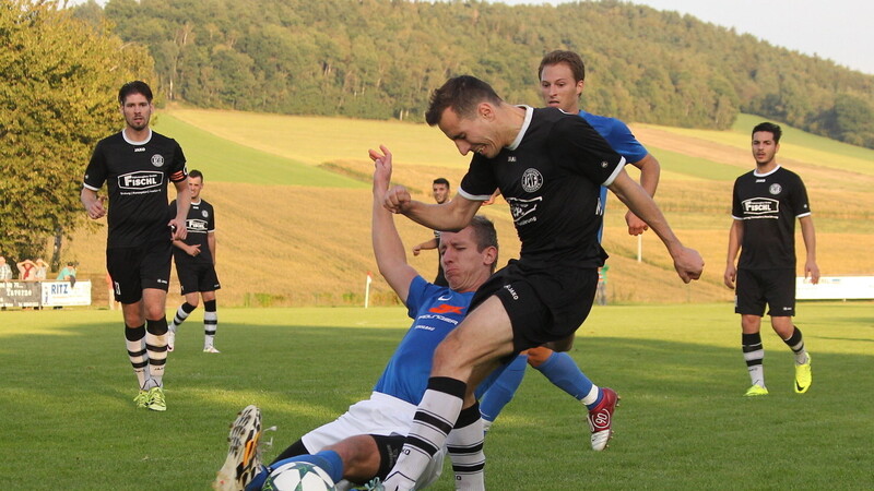 Der SV Neukirchen beim Hl. Blut hat gegen Fortuna Regensburg drei Punkte geholt.