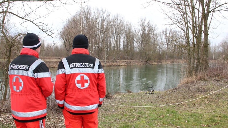 Seit dem 17. Februar war die Frau als vermisst gemeldet. Nun wurde sie bei Plattling tot in der Isar entdeckt.