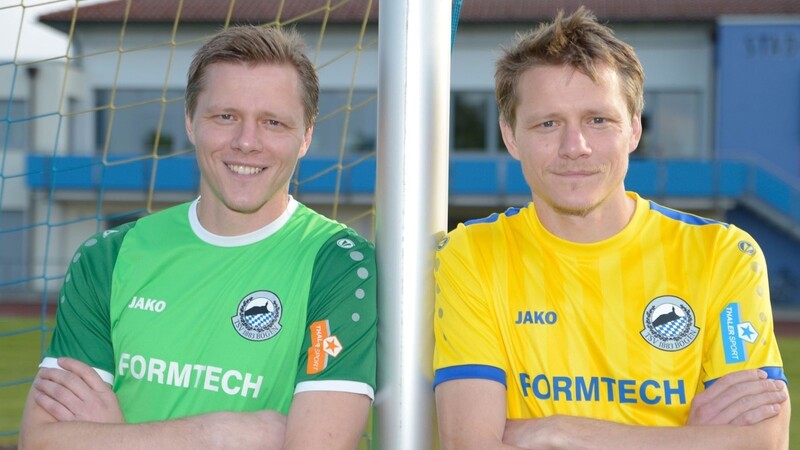 Spielen auch kommende Saison für den TSV Bogen: Lukas (links) und Tomas Krbecek.