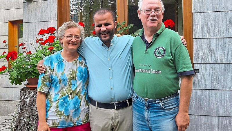 Gisela und Gerhard Zierer tun weiter alles dafür, dass Mheddin Saho in Deutschland bleiben darf. Unterstützung bekommen sie von Dozenten der Ludwig-Maximilians-Universität, die sich ebenfalls für Saho starkmachen.