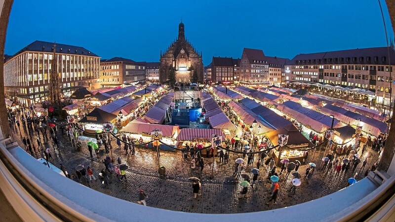 Millionen Menschen strömen jedes Jahr auf den Nürnberger Christkindlmarkt.