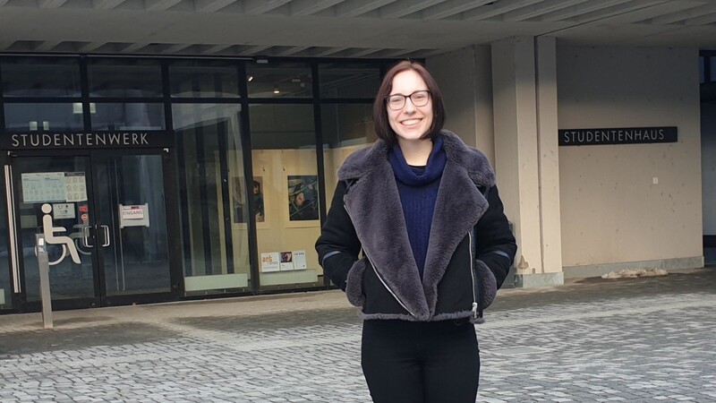 Sabrina Thomas, studentische Sprecherin der Uni Regensburg, weiß, wie es ist, wenn man bangt, ob man die Miete bezahlen kann.