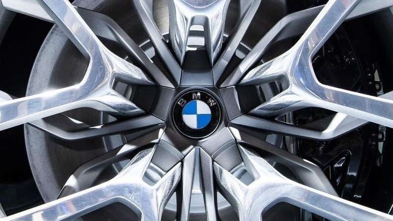 Steigerungen bei Marktanteilen, Absatz und Ergebnis - allerdings liegen der BMW Group die Rückstellungen wegen der Kartellermittlungen der EU schwer im Magen. (Symbolbild)