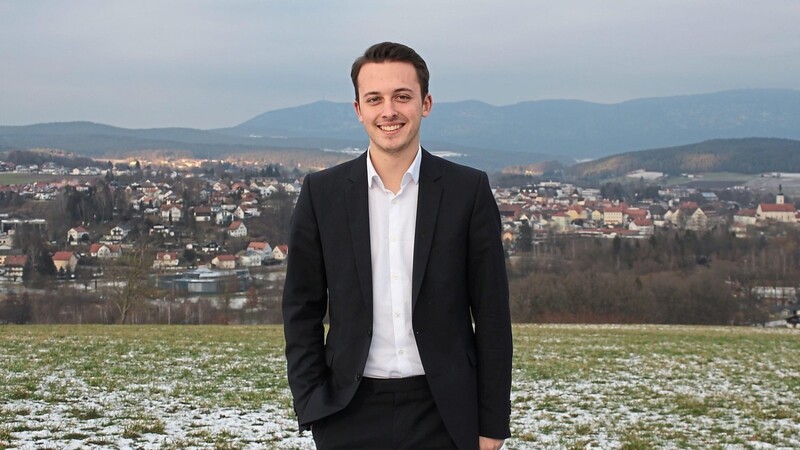 Mit Kötzting im Rücken den Landkreis Cham erobern: Das will Julian Preidl, der für die Freien Wähler im Landratswahlkampf antritt