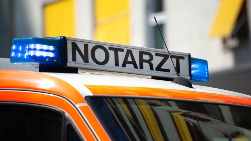 Eine Fußgängerin wurde am Dienstagmittag in der Regensburger Jakobstraße bei einem Unfall getötet.
