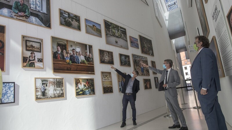 Die neue Fotoausstellung trägt den Titel "Zeitlang" und beleuchtet Bayern aus einer ganz anderen Perspektive.