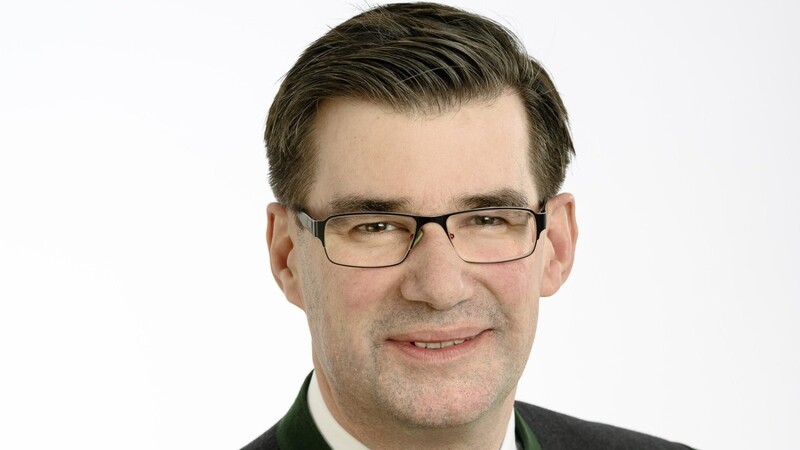 Karl Ecker will für den Bundestag kandidieren.